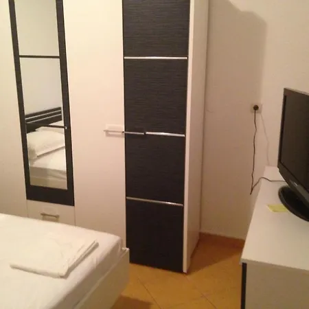 Rooms&apartments Jerka * Supetar