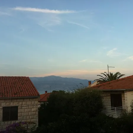 Rooms&apartments Jerka * Supetar